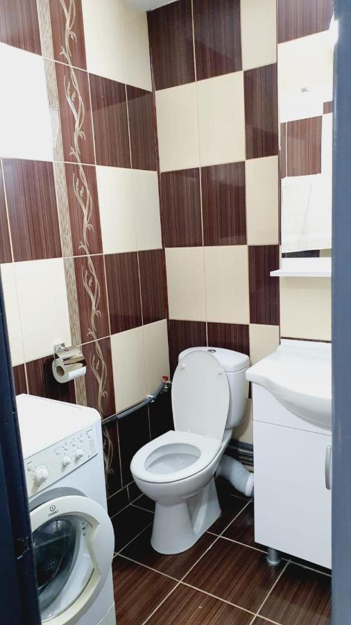 ドロベタ＝トゥルヌ・セヴェリンApartament Radoiアパートメント エクステリア 写真
